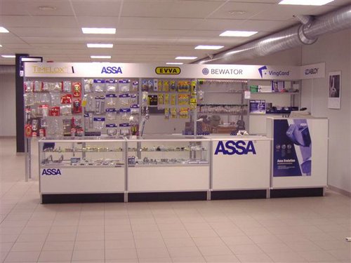 051124_03 (Small).JPG